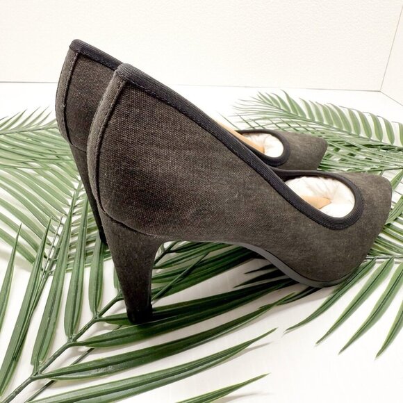 Lori Goldstein Pumps Black Washed Linen LI YARROW  Size 5.5 Pointed Toe Heels - Picture 7 of 12
